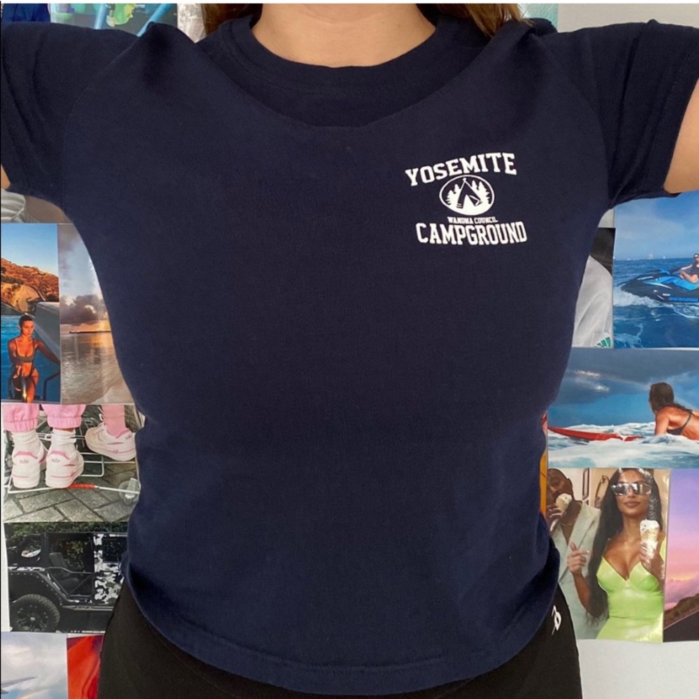 Brandy Melville Yosemite navy blue t shirt